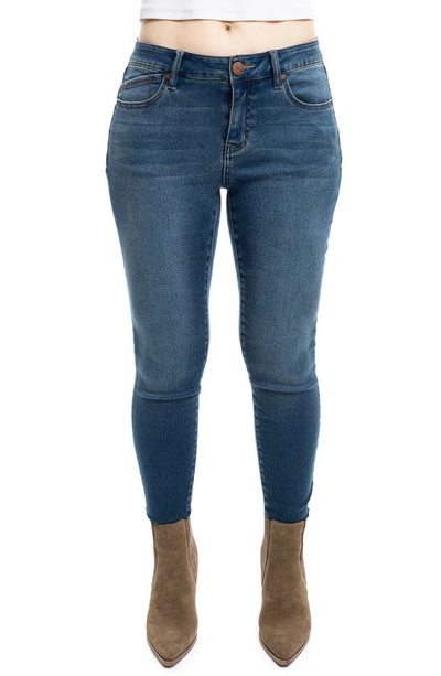 1822 Denim Butter Skinny Jeans In Zep