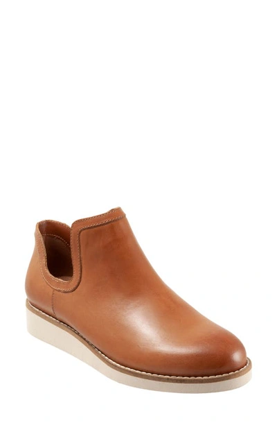 SOFTWALK SOFTWALK® WOODBURY LEATHER BOOTIE