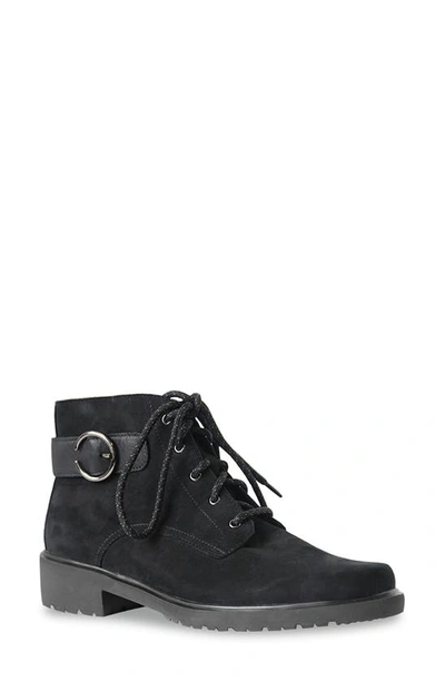 Munro Bradley Ii Boot In Black Nubuck