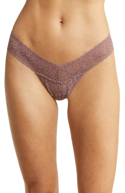 Hanky Panky Signature Lace Low Rise Thong In Artichoke Heart