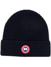 Canada Goose Arctic Disc-embellished Wool Beanie In Blau