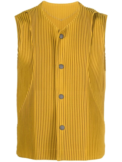 Issey Miyake Pleated Button-down Waistcoat In Yellow