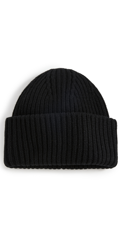 CAROLINA AMATO H155 RIBBED BEANIE 