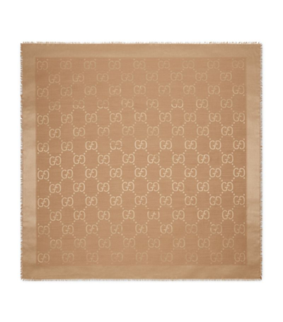Gucci Gg Jacquard Silk Wool Shawl In Beige