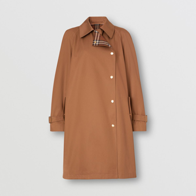 Burberry Drawcord Detail Cotton Gabard In Dusty Caramel