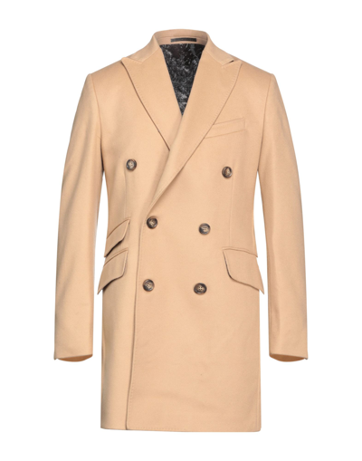 Alessandro Dell'acqua Coats In Sand