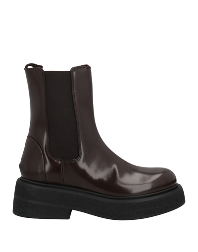 Boemos Ankle Boots In Brown