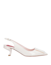 Roger Vivier Pumps In Ivory