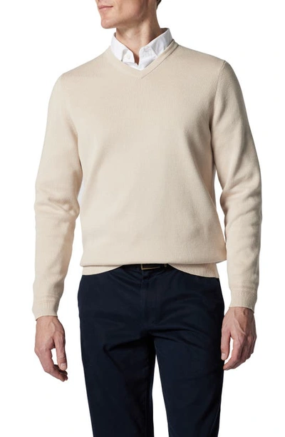 Rodd & Gunn Kelvin Grove Solid Supima® Cotton V-neck Sweater In Ecru