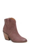 Lucky Brand Loxona Bootie In Flint Bzcrns