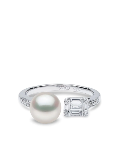 Yoko London 18kt White Gold Starlight Pearl And Diamond Ring In Silber