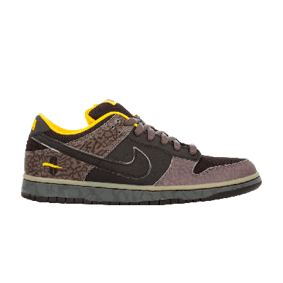 Pre-owned Nike Dunk Low Premium Sb 'yellow Curb' In Black