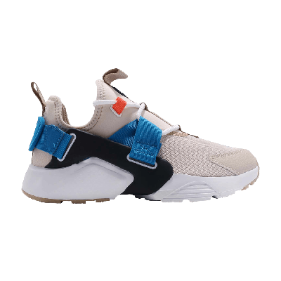 Pre-owned Nike Wmns Air Huarache City Low 'desert Sand' In Cream
