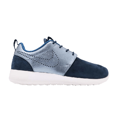 Pre-owned Nike Wmns Roshe One Prm Suede 'mid Navy' In Blue