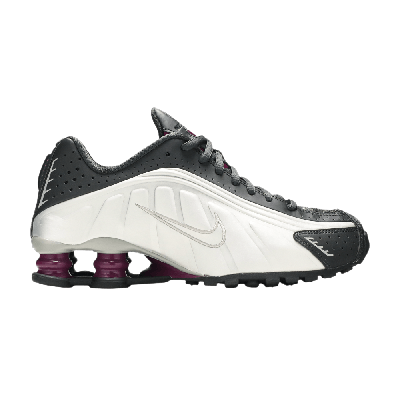 Pre-owned Nike Wmns Shox R4 'true Berry' In Silver