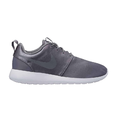 Pre-owned Nike Wmns Roshe One Premium 'gunsmoke' In Grey