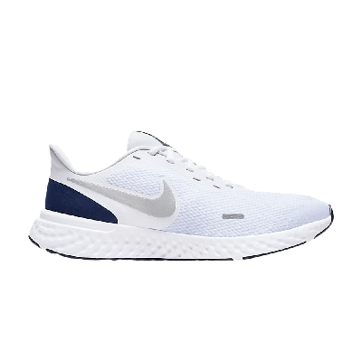 revolution 5 nike white