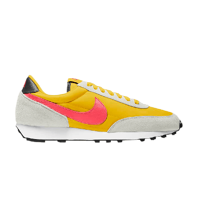 Pre-owned Nike Wmns Daybreak 'dark Sulfur Crimson' In Yellow