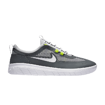 Pre-owned Nike Nyjah Free 2 Sb 'neon' In Grey