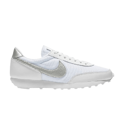 Pre-owned Nike Wmns Daybreak 'white Metallic Silver'