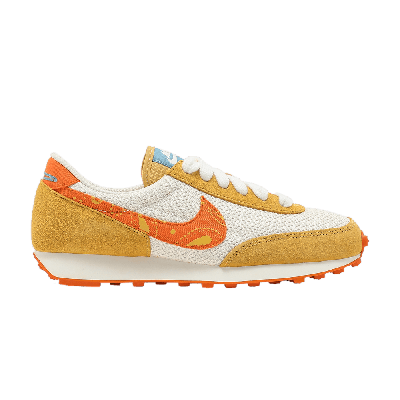 Pre-owned Nike Wmns Daybreak 'paisley Swoosh - Pale Ivory Magma Orange'