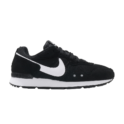 Pre-owned Nike Wmns Venture Runner Wide 'black White'