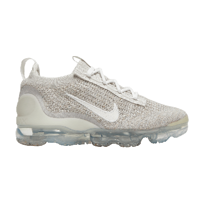 Pre-owned Nike Wmns Air Vapormax 2021 Flyknit 'oatmeal' In White