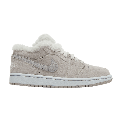 Pre-owned Air Jordan Wmns  1 Low Se 'sherpa Fleece' In Grey