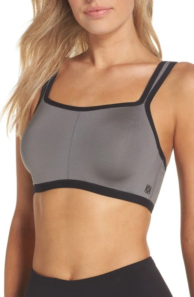 Natori Power Yogi Convertible Sports Bra In Grey