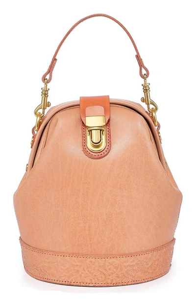 Old Trend Doctor Bucket Leather Crossbody Bag In Blush