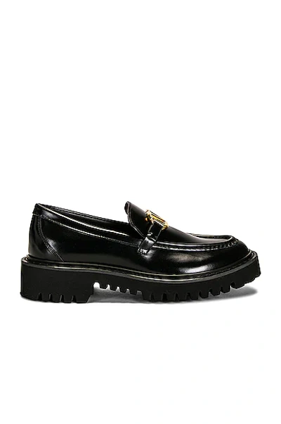 Valentino Garavani Signature V Logo Loafers In Nero