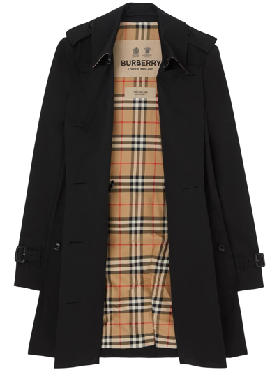 Burberry The Short Chelsea Heritage Trench Coat In Schwarz