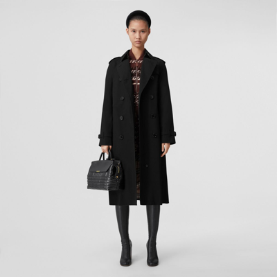 Burberry The Long Waterloo Heritage Trench Coat In Black