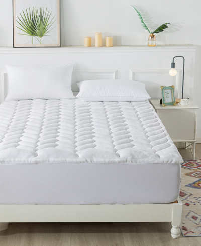 Waverly Down Alternative Mattress Topper, King In White