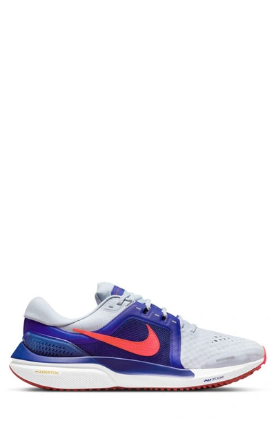 Nike Air Zoom Vomero 16 Road Running Shoe In Football Grey/ Bright Crimson