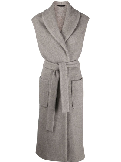 Colombo Sleeveless Belted Trench Coat In Grey