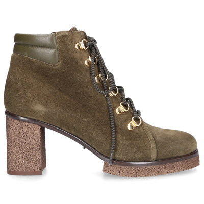 Truman's Lace Up Ankle Boots 8623 Suede In Green