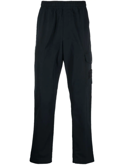 Stone Island Compass-patch Cargo Trousers In Schwarz