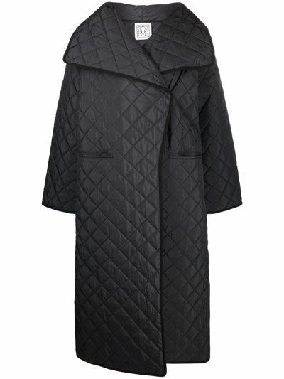 Totême Black Quilted Coat In 200 Black