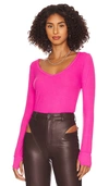Michael Lauren Otis Fitted Top In Bright Pink