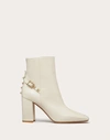 Valentino Rockstud 90mm Ankle Boots In Light Ivory