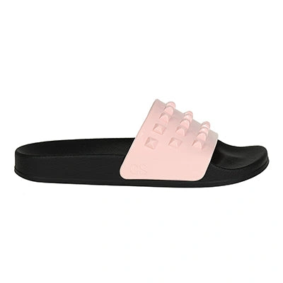 Carmen Sol Franco Slides In Baby Pink