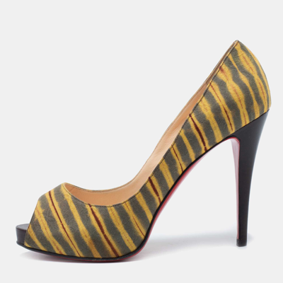 Pre-owned Christian Louboutin Tri-color Printed Canvas Very Prive Peep-toe Pumps Size 41 In Yellow