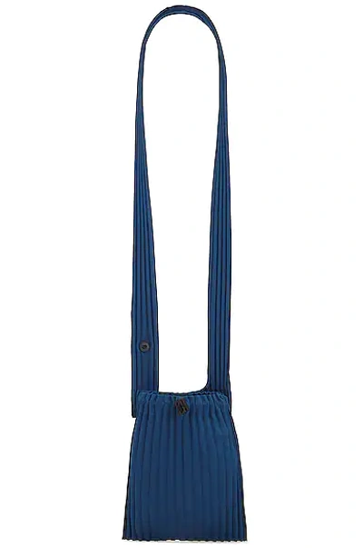 Issey Miyake Pocket Bag In Blue