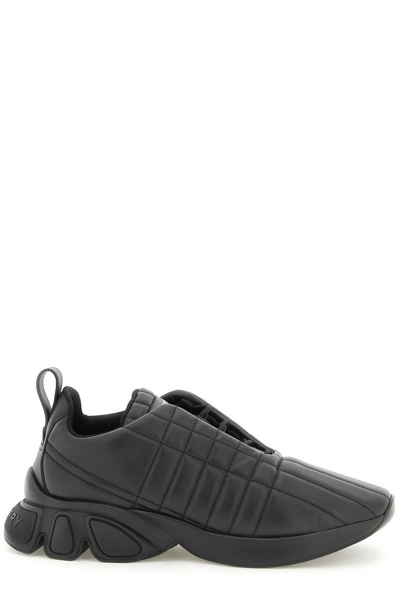 Burberry Axburton Padded-detail Low-top Sneakers In Black