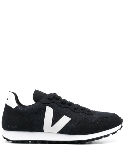 Veja Logo-patch Low-top Trainers In Black