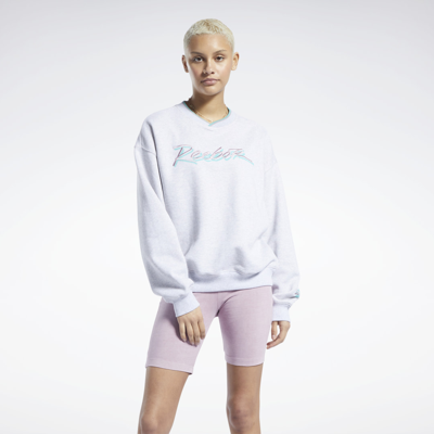 Reebok Classics Graphic Sweatshirt In Light Grey Heather