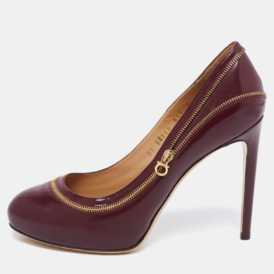 Pre-owned Ferragamo Burgundy Leather Rory Chain Detail Pumps Size 38.5