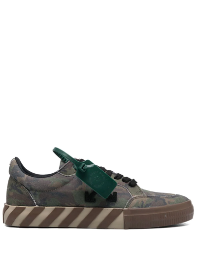 Off-white Low Vulcanized Camouflage-print Sneakers In Grün ModeSens