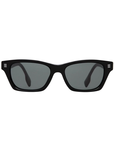 Boucheron Tinted Rectangle-frame Sunglasses In Grau